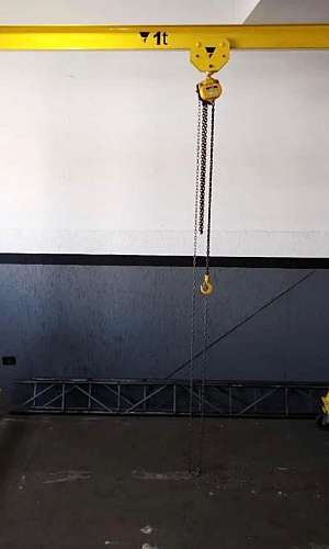 Pórtico para movimentação de carga Pórtico para movimentação de carga